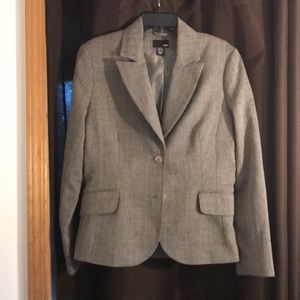H&M’s tan/brown lined blazer - size 14